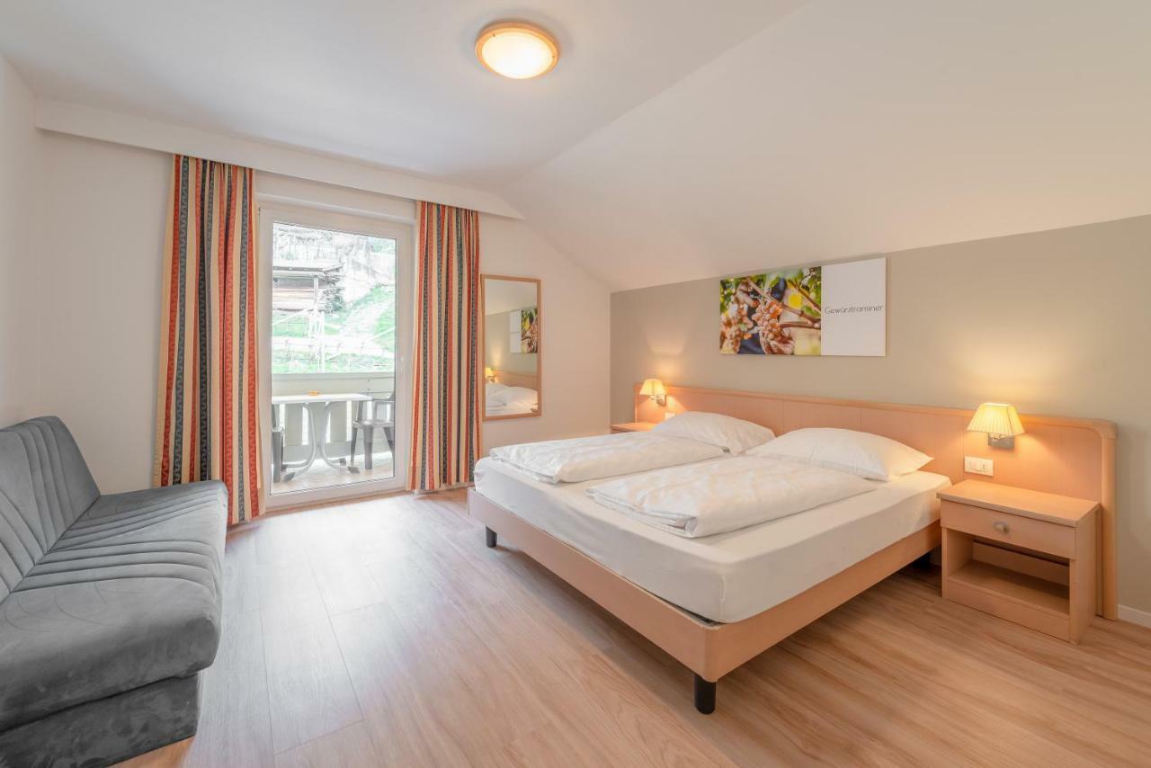 Garni Hotel Ritterhof Termeno Eksteriør billede